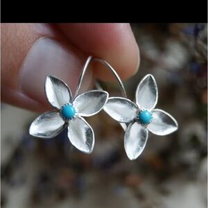 Retro EthnicFour-leaf Clover Turquoise Dangle Earrings Zinc Alloy Silver Plated